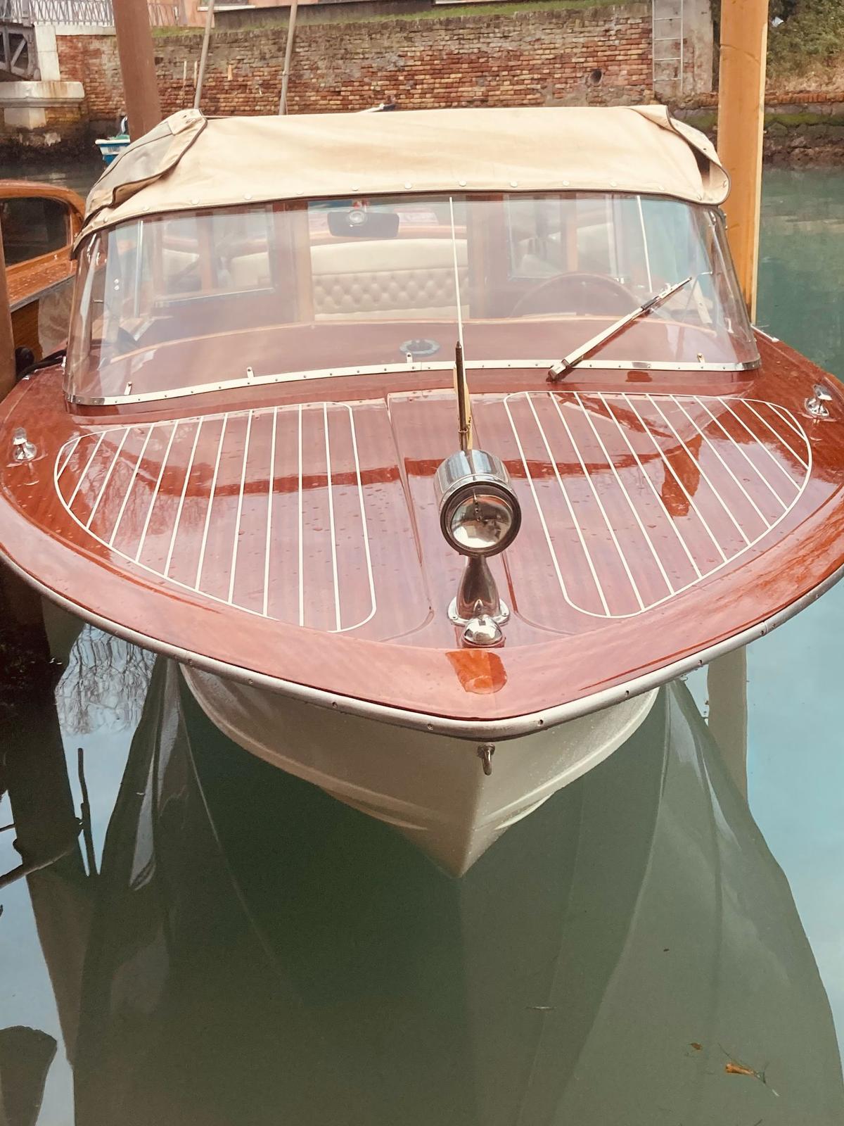 venice taxi barche